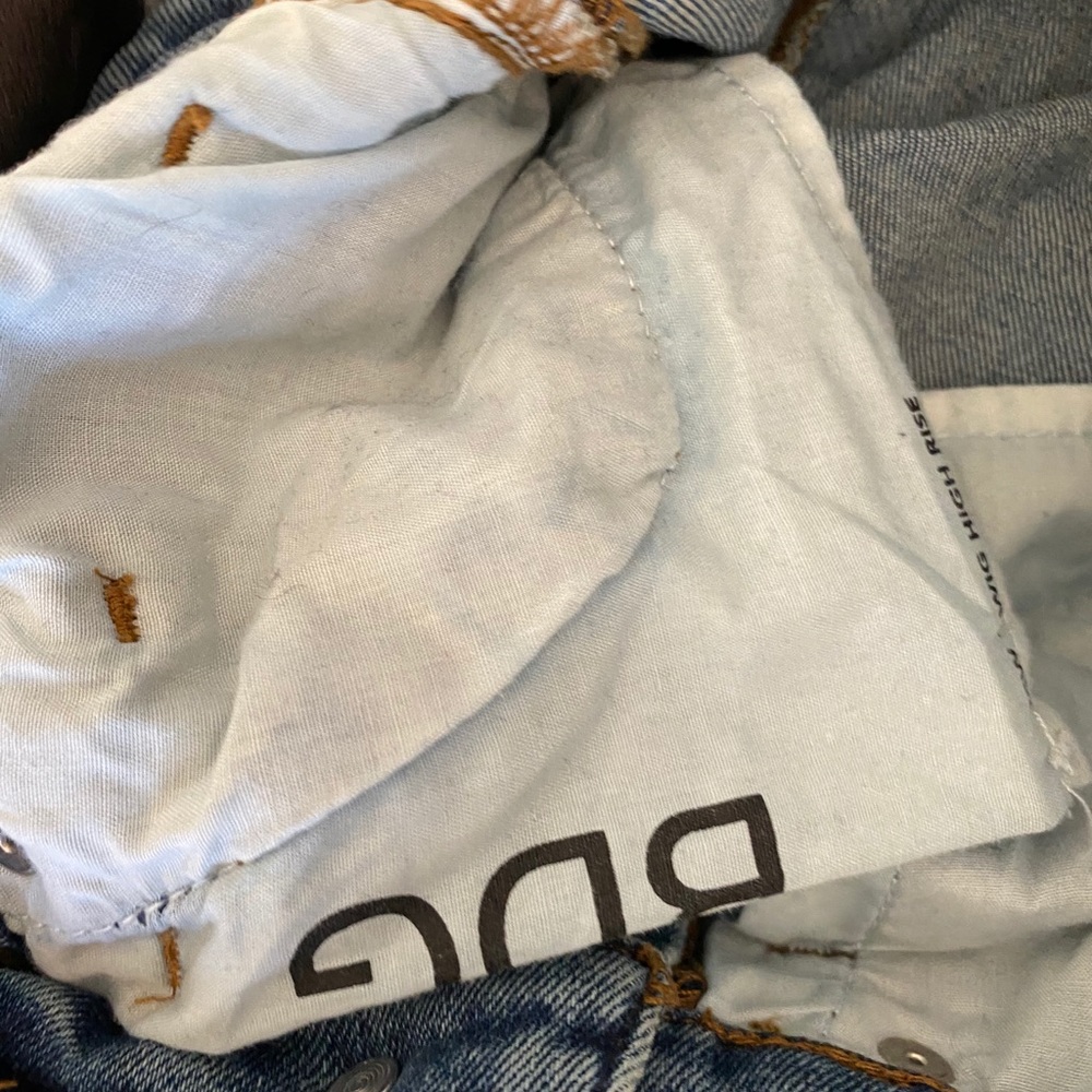 BDG Jeans - Picture 2 of 4